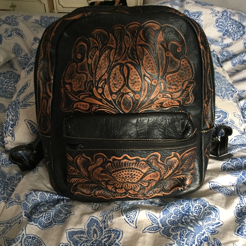 Hiptipico "Lexi" Leather Backpack
